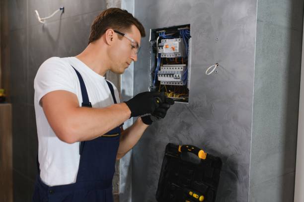 Best Affordable Emergency Electrician  in Lone Star, TX